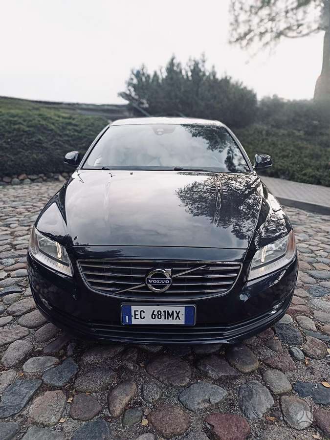Volvo V70 2013 — photo 19
