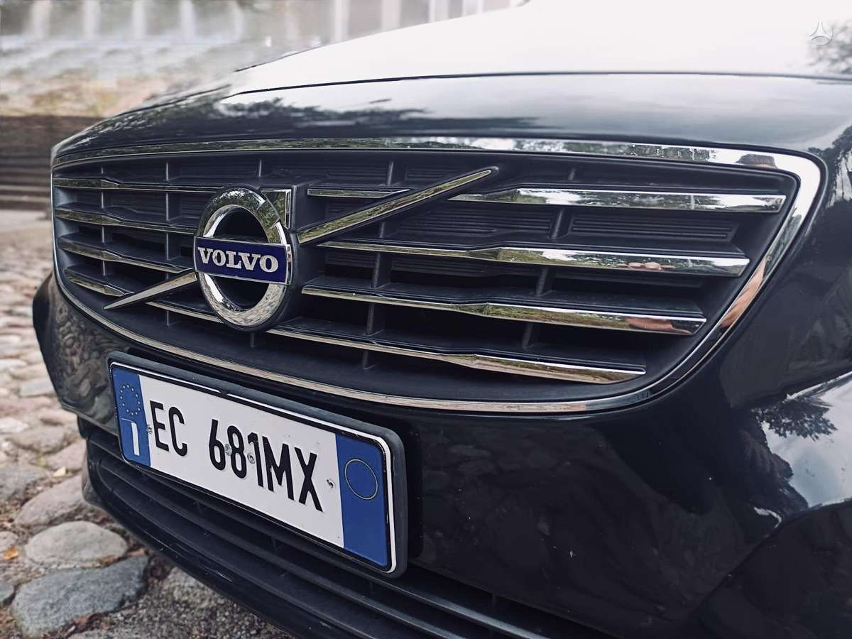 Volvo V70 2013 — photo 21