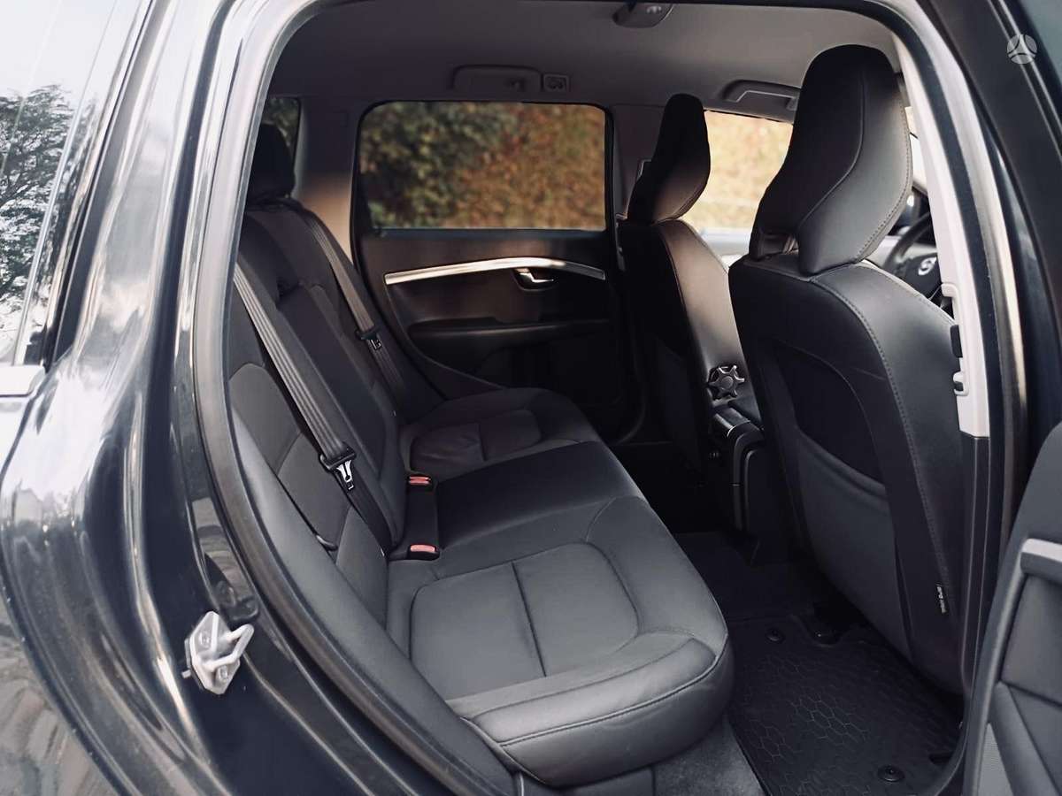 Volvo V70 2013 — photo 39