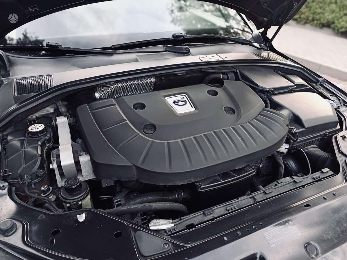 Volvo V70 2013 — photo 43