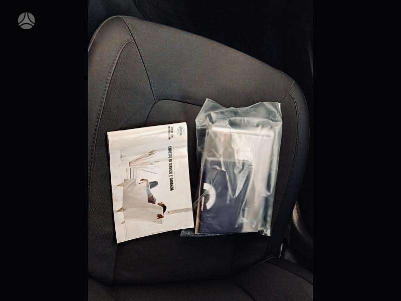 Volvo V70 2013 — photo 49