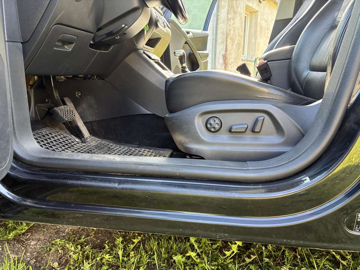 Volkswagen Tiguan 2009 — photo 14