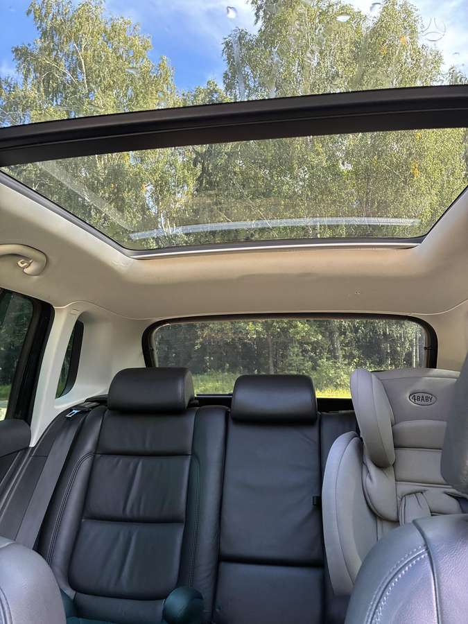 Volkswagen Tiguan 2009 — photo 7