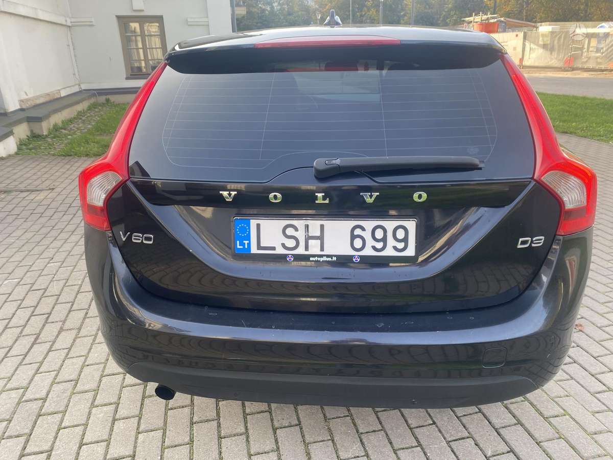 Volvo V60 2012 — photo 13