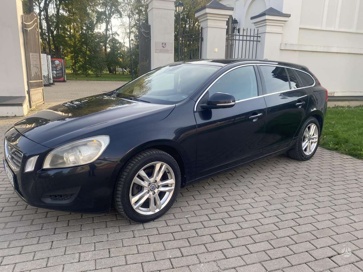 Volvo V60 2012 — photo 5