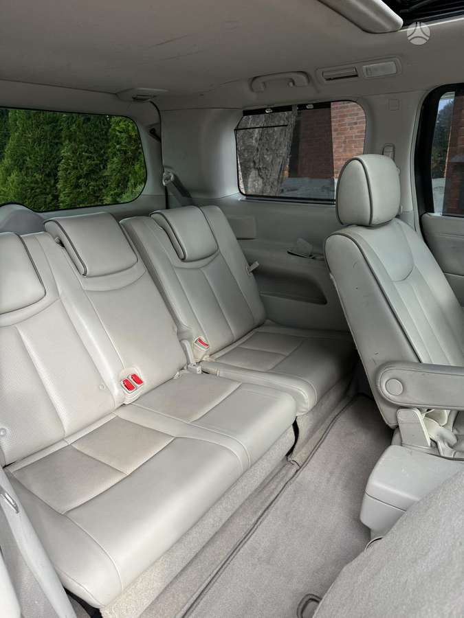 Nissan Quest 2012 — photo 34