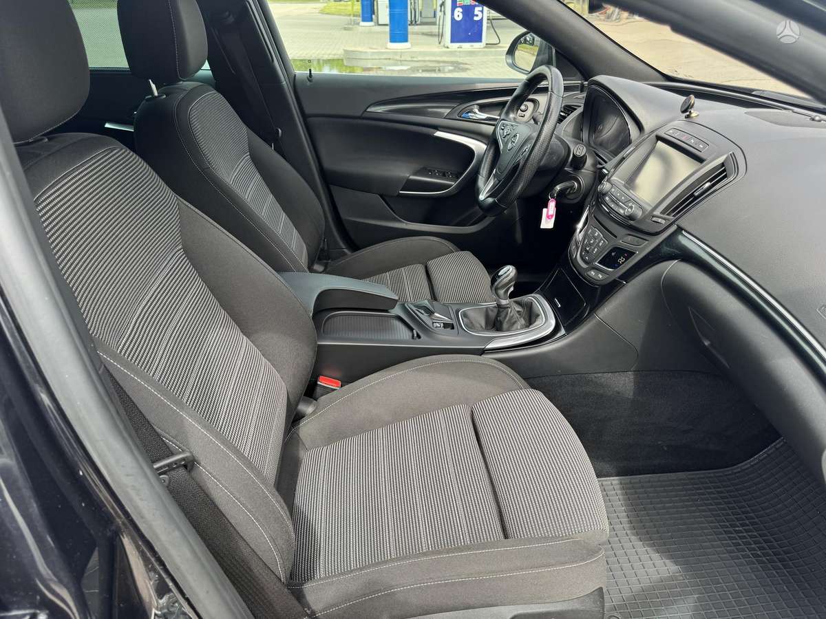 Opel Insignia 2015 — photo 10