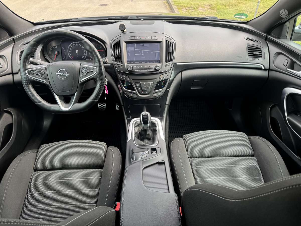 Opel Insignia 2015 — photo 7