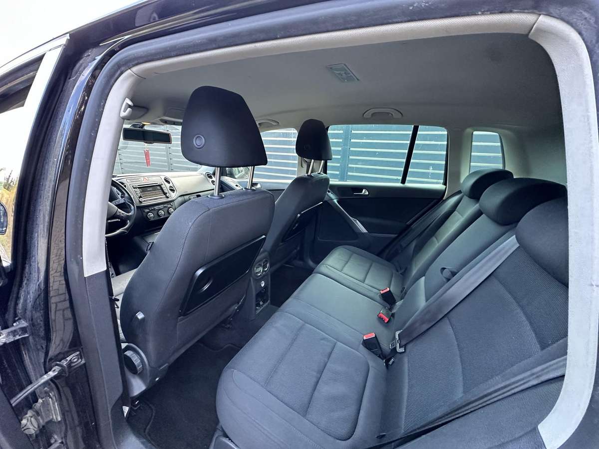Volkswagen Tiguan 2009 — photo 10