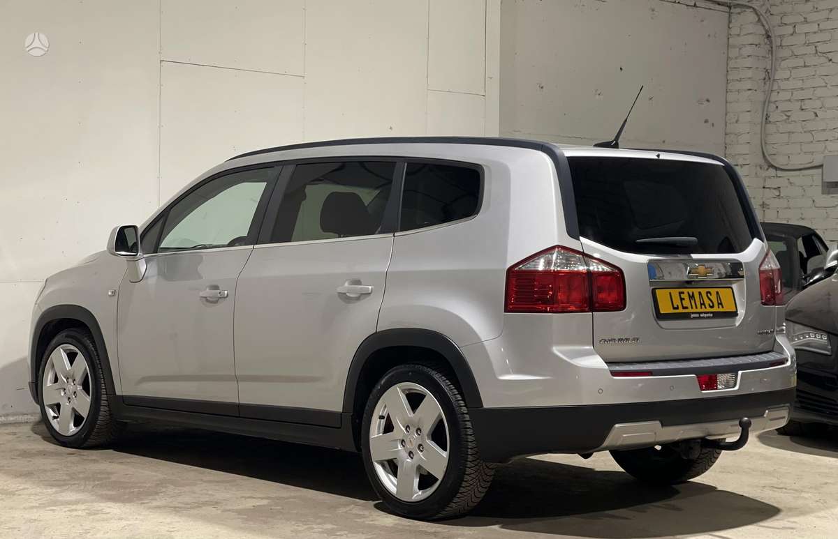 Chevrolet Orlando 2013 — photo 14
