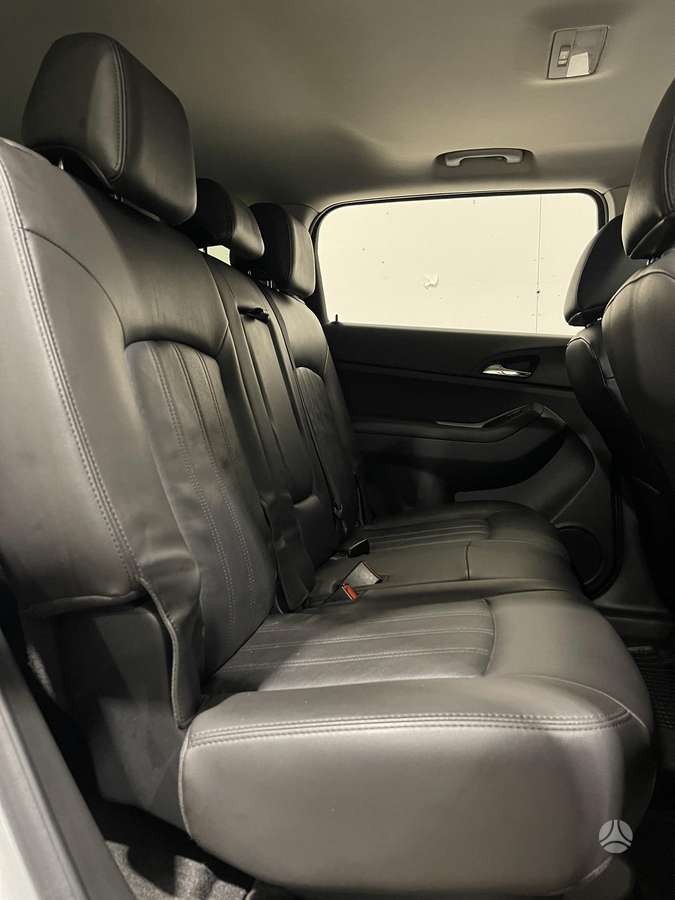 Chevrolet Orlando 2013 — photo 15