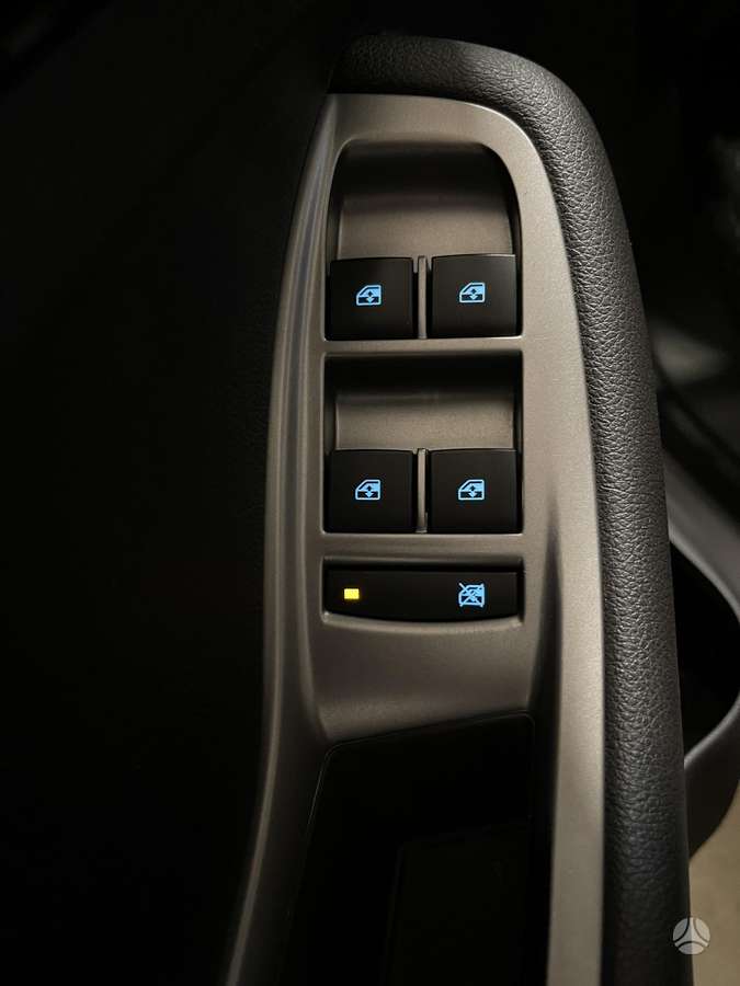 Chevrolet Orlando 2013 — photo 17