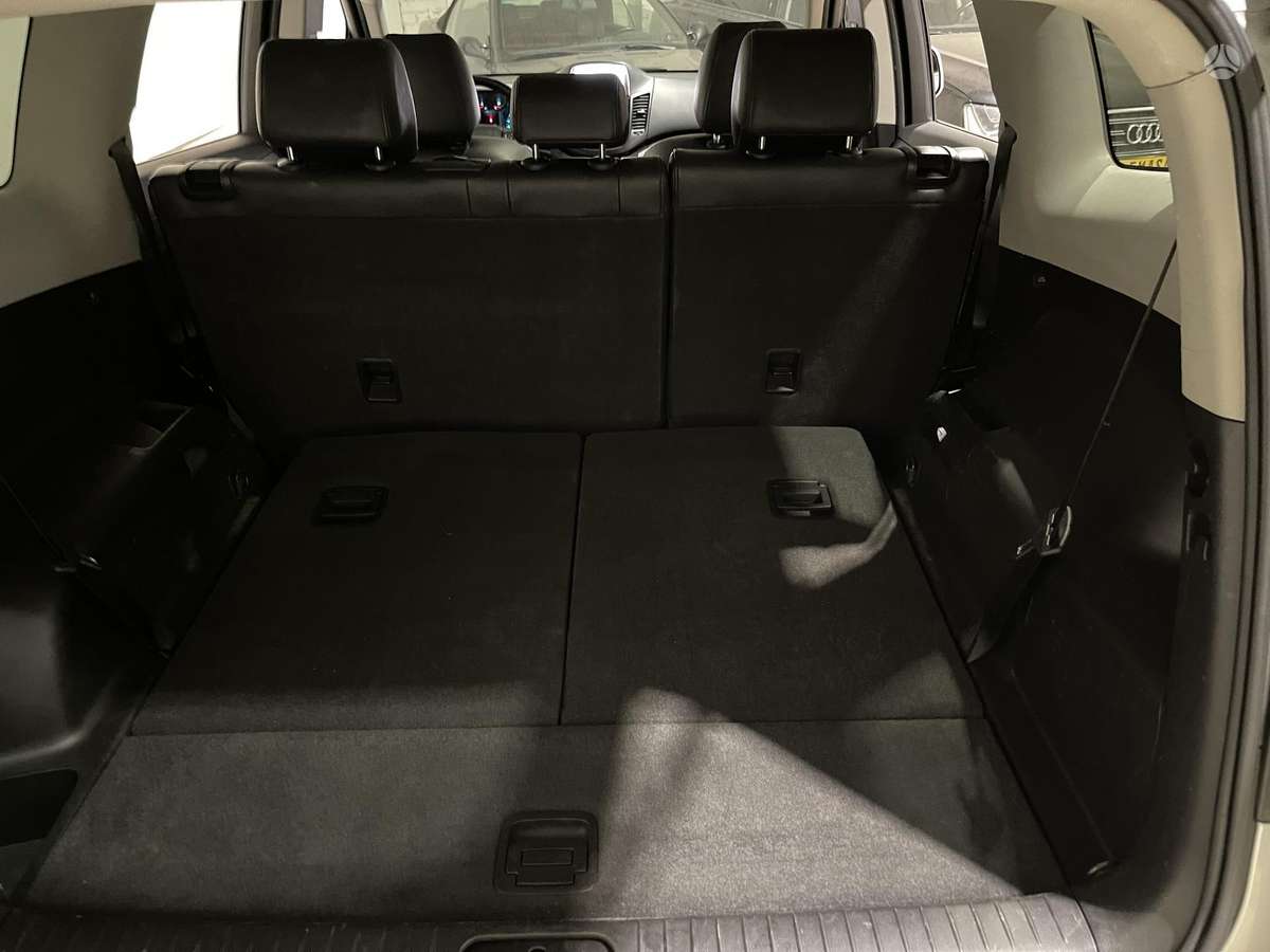 Chevrolet Orlando 2013 — photo 23