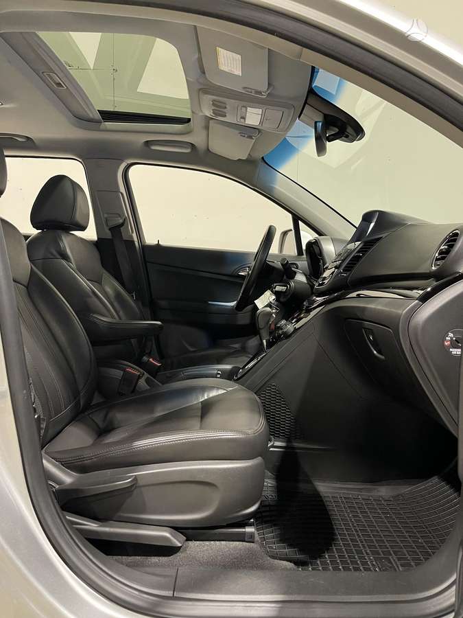 Chevrolet Orlando 2013 — engine 1998 cm³, 163 HP (120kW)