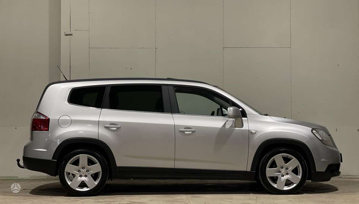 Chevrolet Orlando 2013 — photo 41