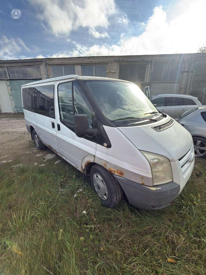 Ford Transit 2010 — photo 5