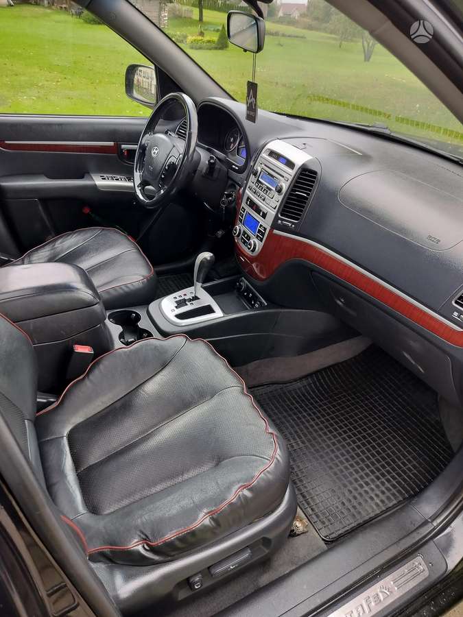 Hyundai Santa 2007 — photo 34