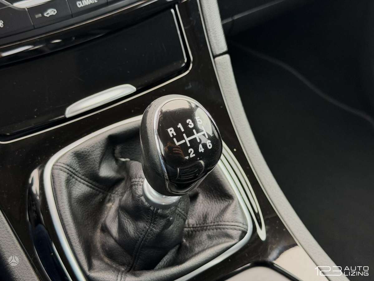 Ford Galaxy 2013 — фото 21