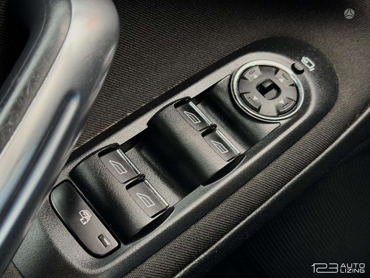 Ford Galaxy 2013 — фото 22