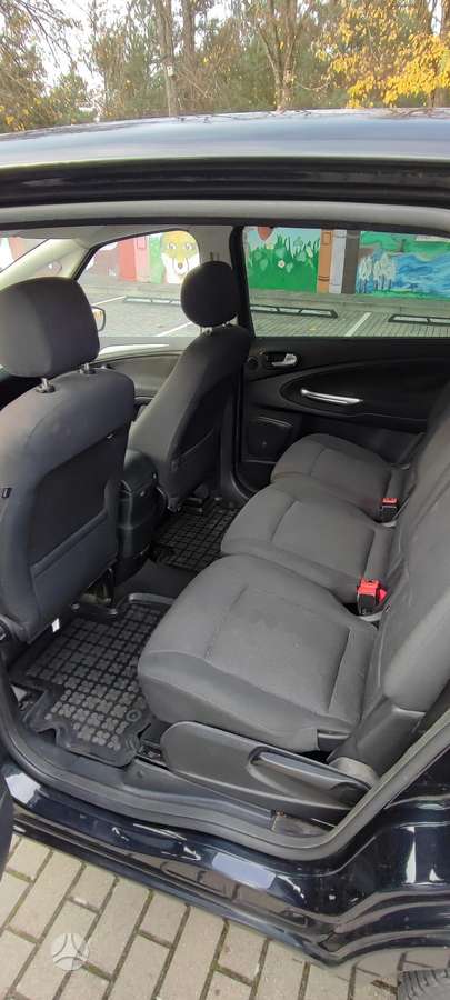 Ford S-MAX 2009 — photo 7