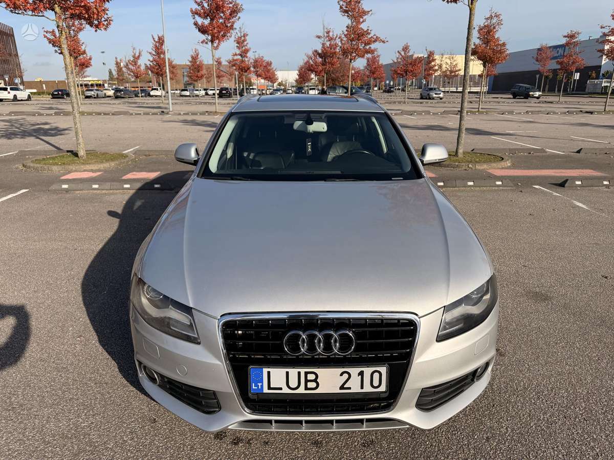 Audi A4 2008 — двигун 2000 cm³, 143 HP (105kW)