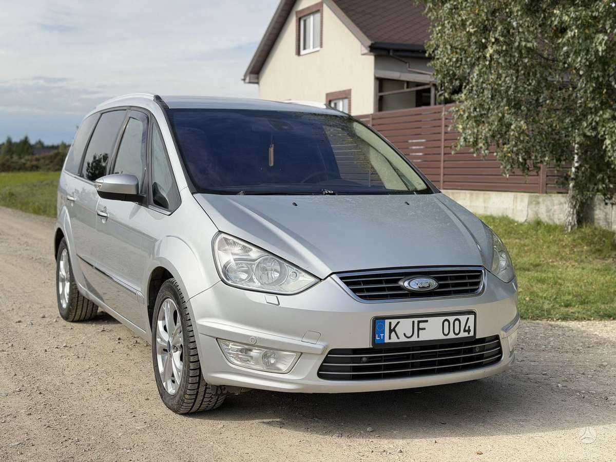 Ford Galaxy 2011 — interior
