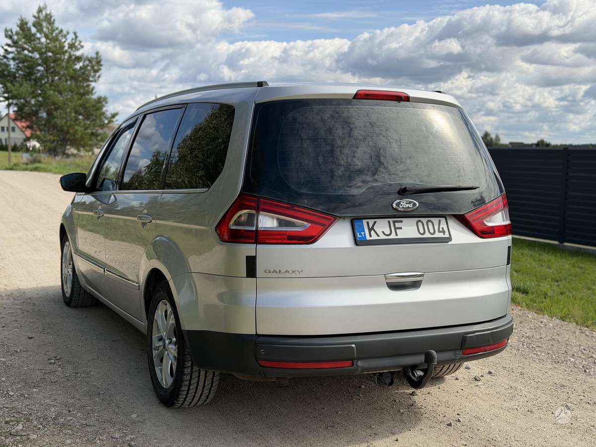 Ford Galaxy 2011 — engine 1997 cm³, 140 HP (103kW)