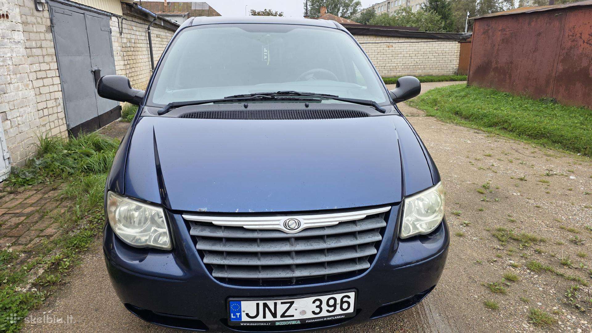 Chrysler Voyager 2006 — вигляд ззаду
