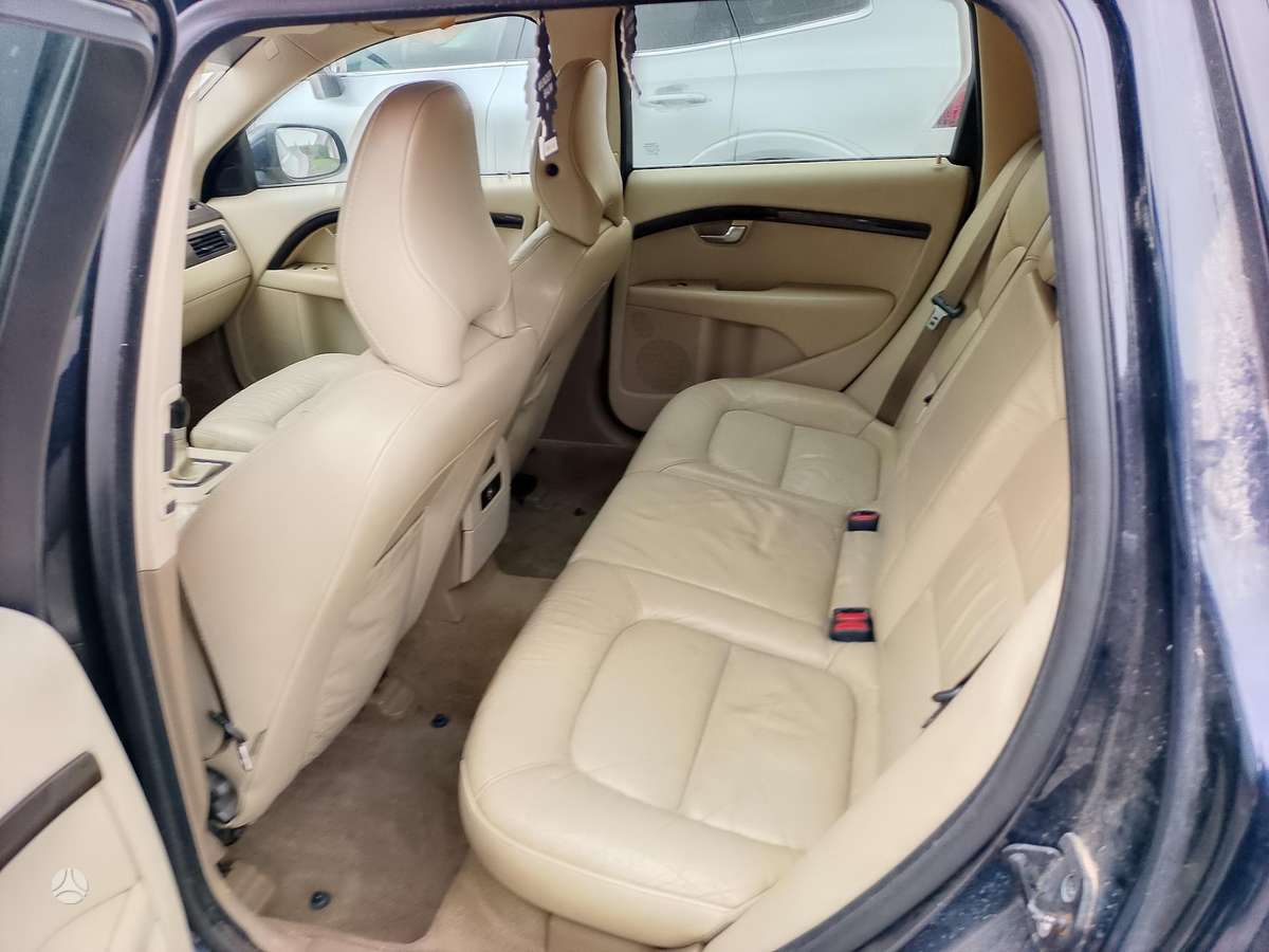 Volvo V70 2009 — photo 5