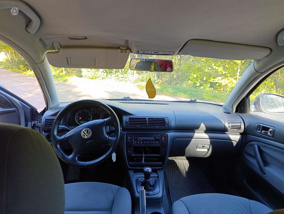 Volkswagen Passat 2005 — photo 10