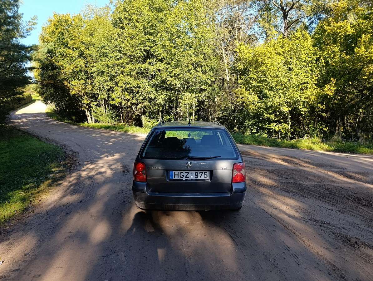 Volkswagen Passat 2005 — photo 5