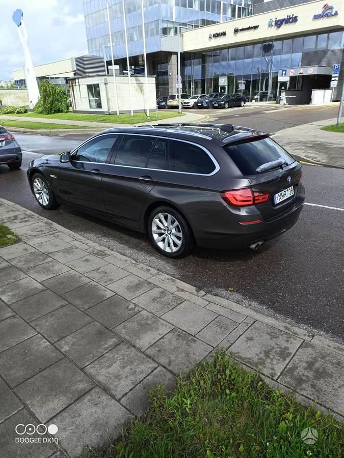 BMW 530 2011 — photo 7