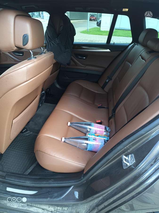 BMW 530 2011 — photo 8