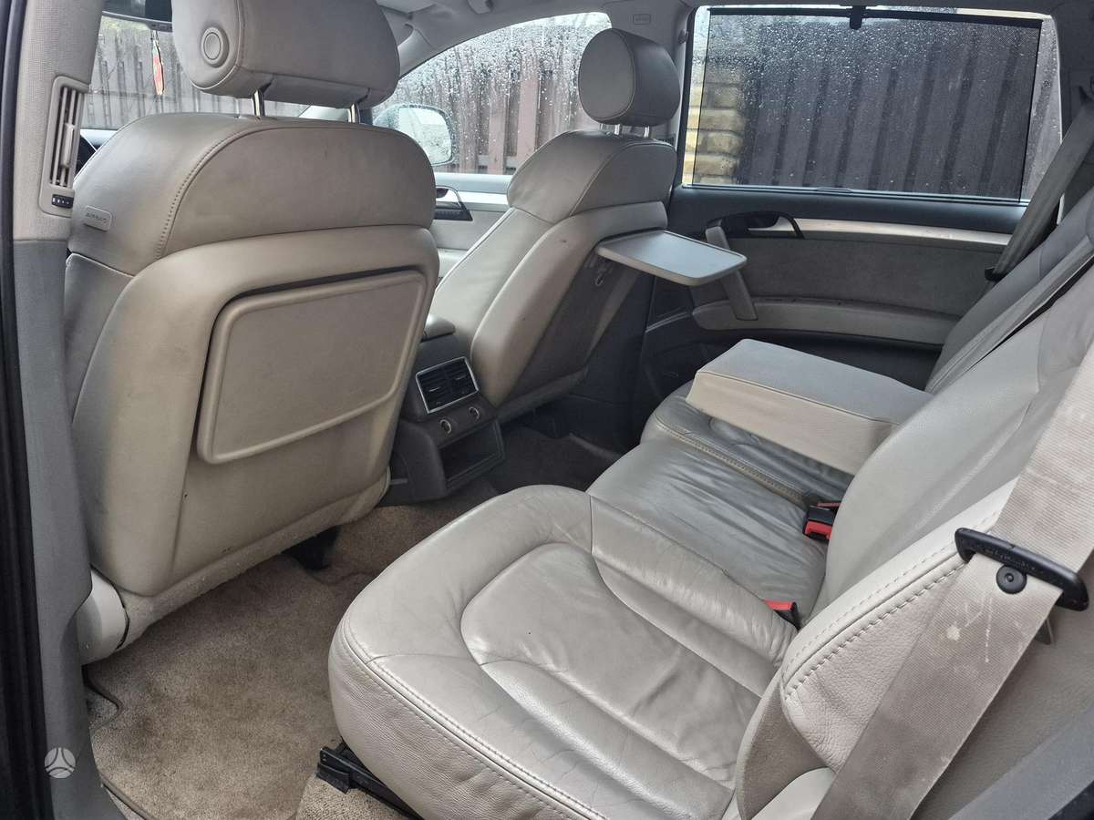 Audi Q7 2006 — photo 11