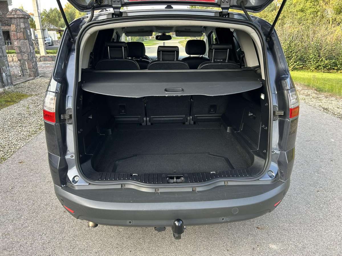 Ford S-MAX 2009 — photo 15