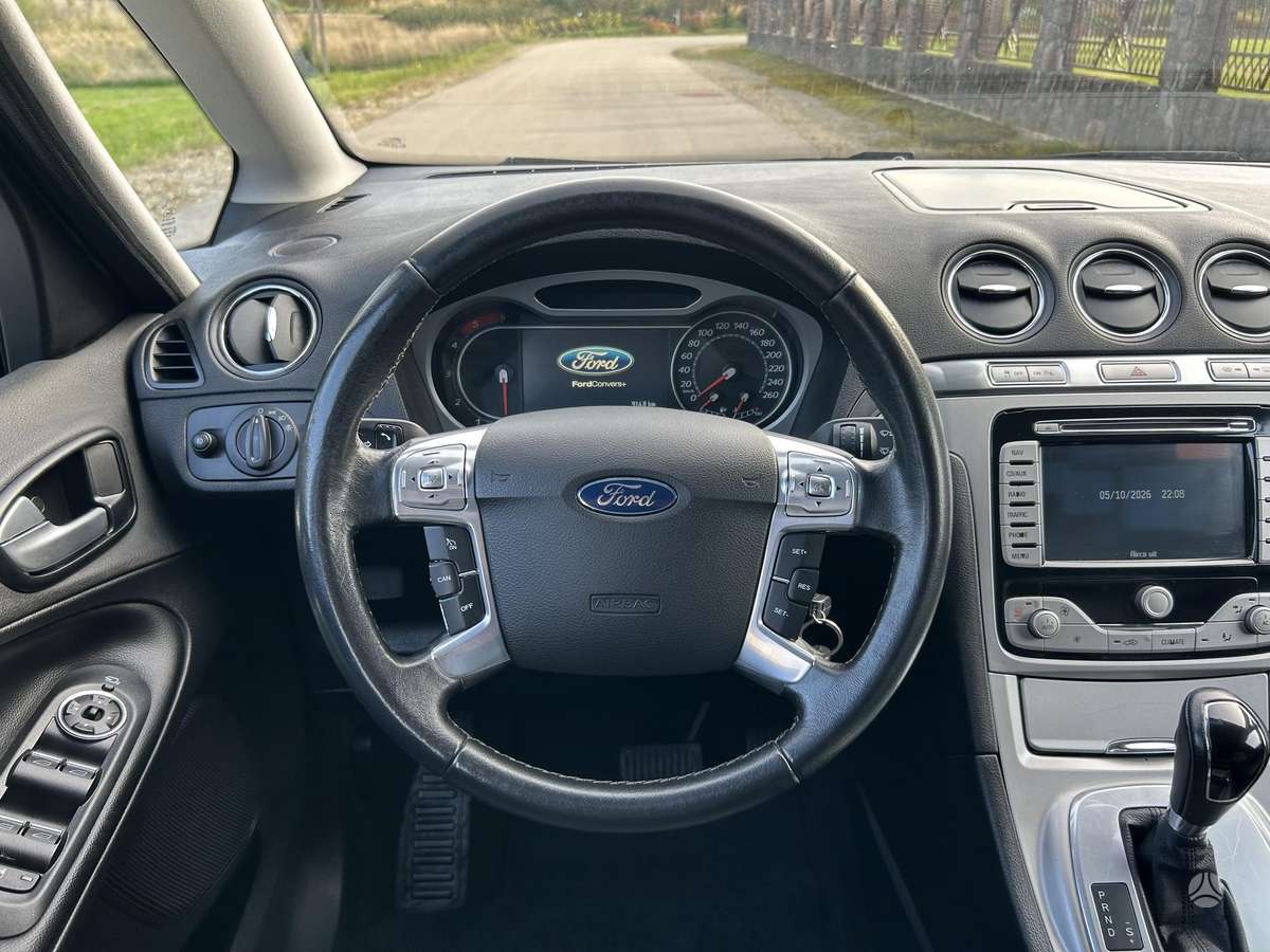 Ford S-MAX 2009 — photo 21