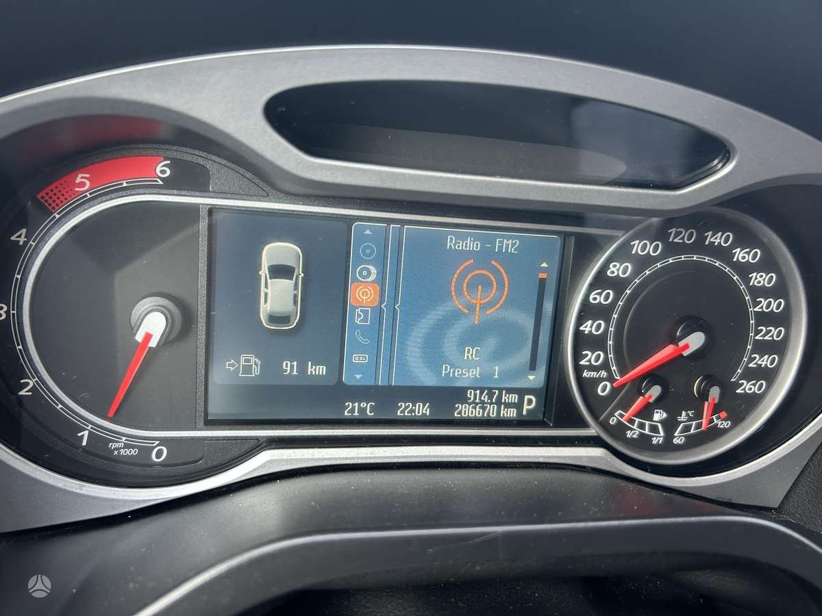Ford S-MAX 2009 — photo 30