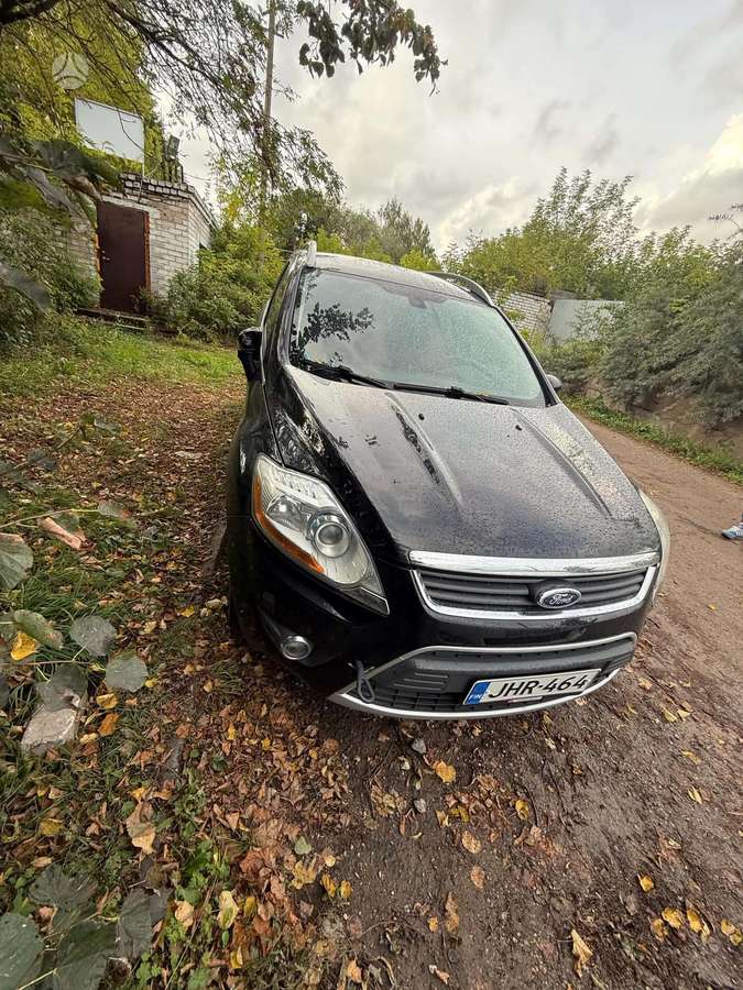 Ford Kuga 2011 — rear view