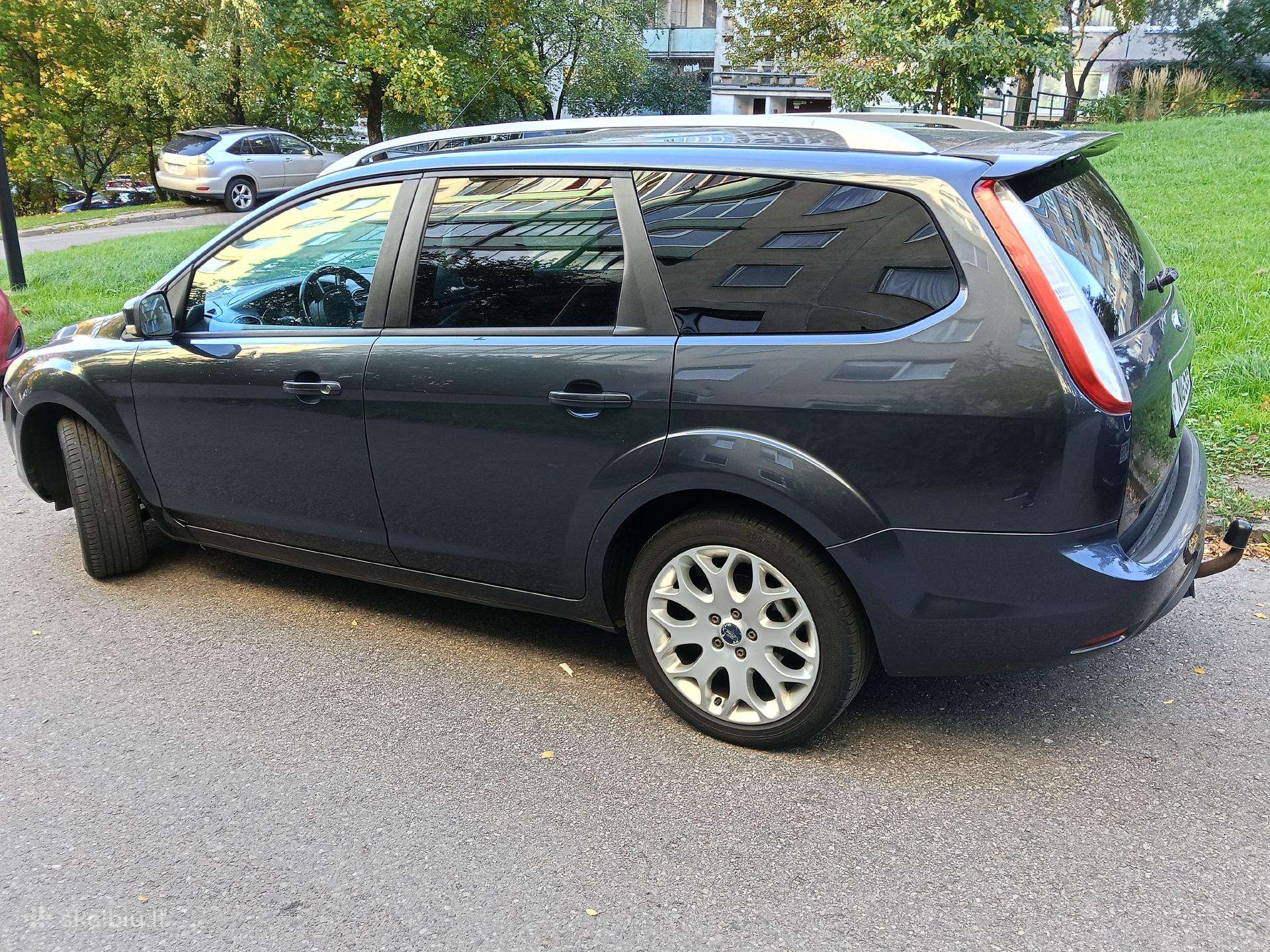 Ford Focus 2008 — interior