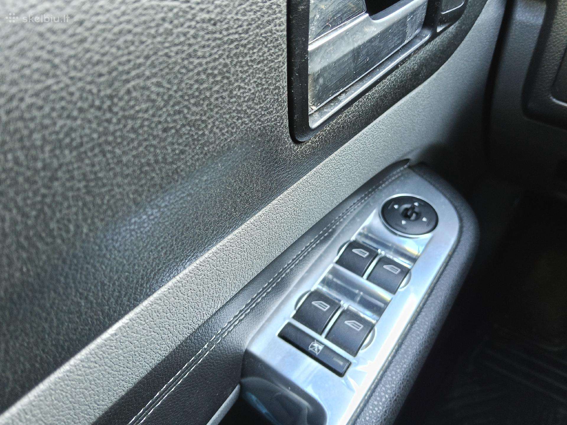 Ford Focus 2008 — photo 8
