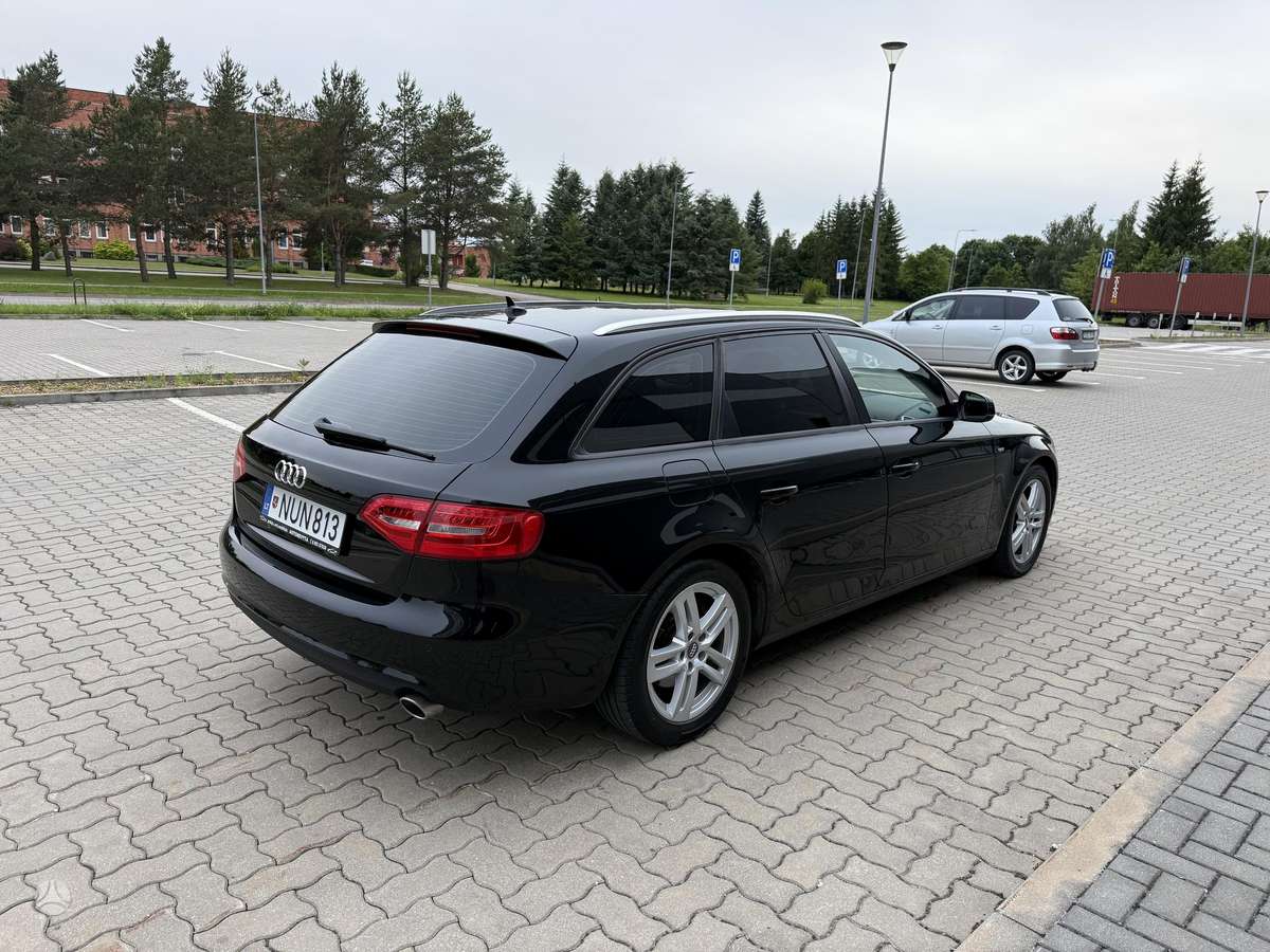 Audi A4 2012 — photo 6