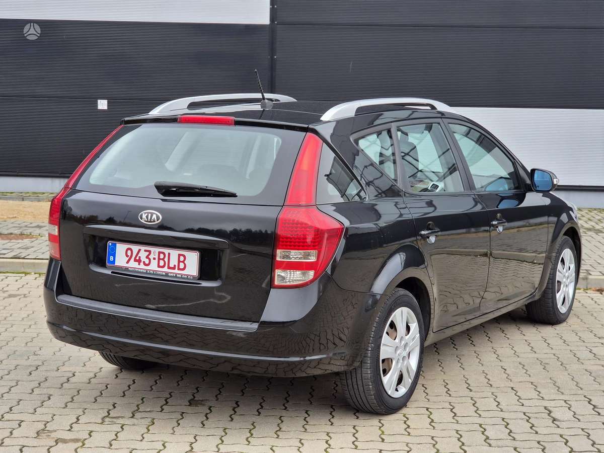 Kia Ceed 2010 — engine 1582 cm³, 90 HP (66kW)