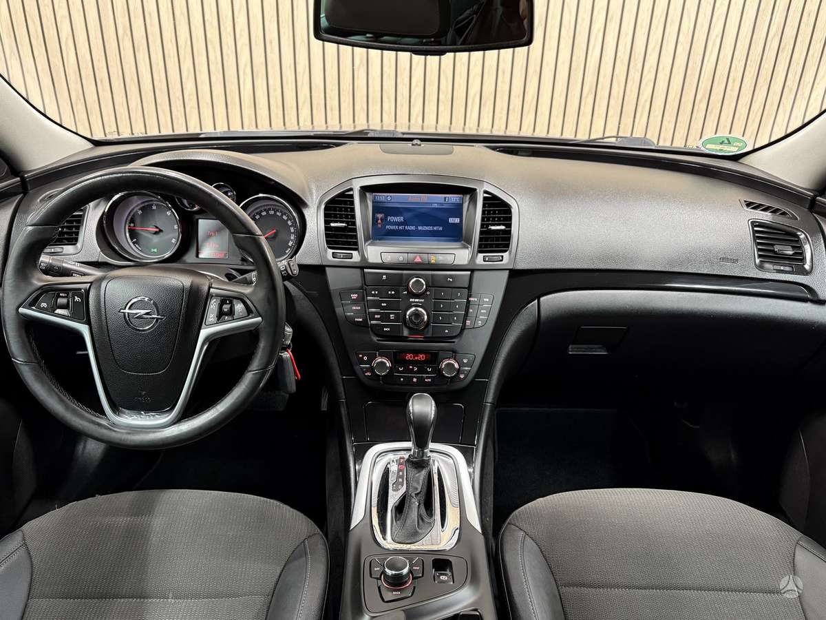 Opel Insignia 2009 — фото 21