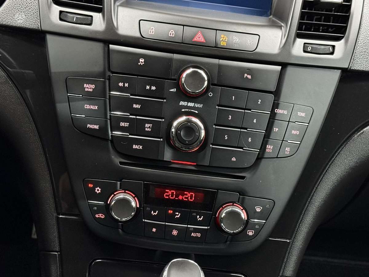 Opel Insignia 2009 — фото 27