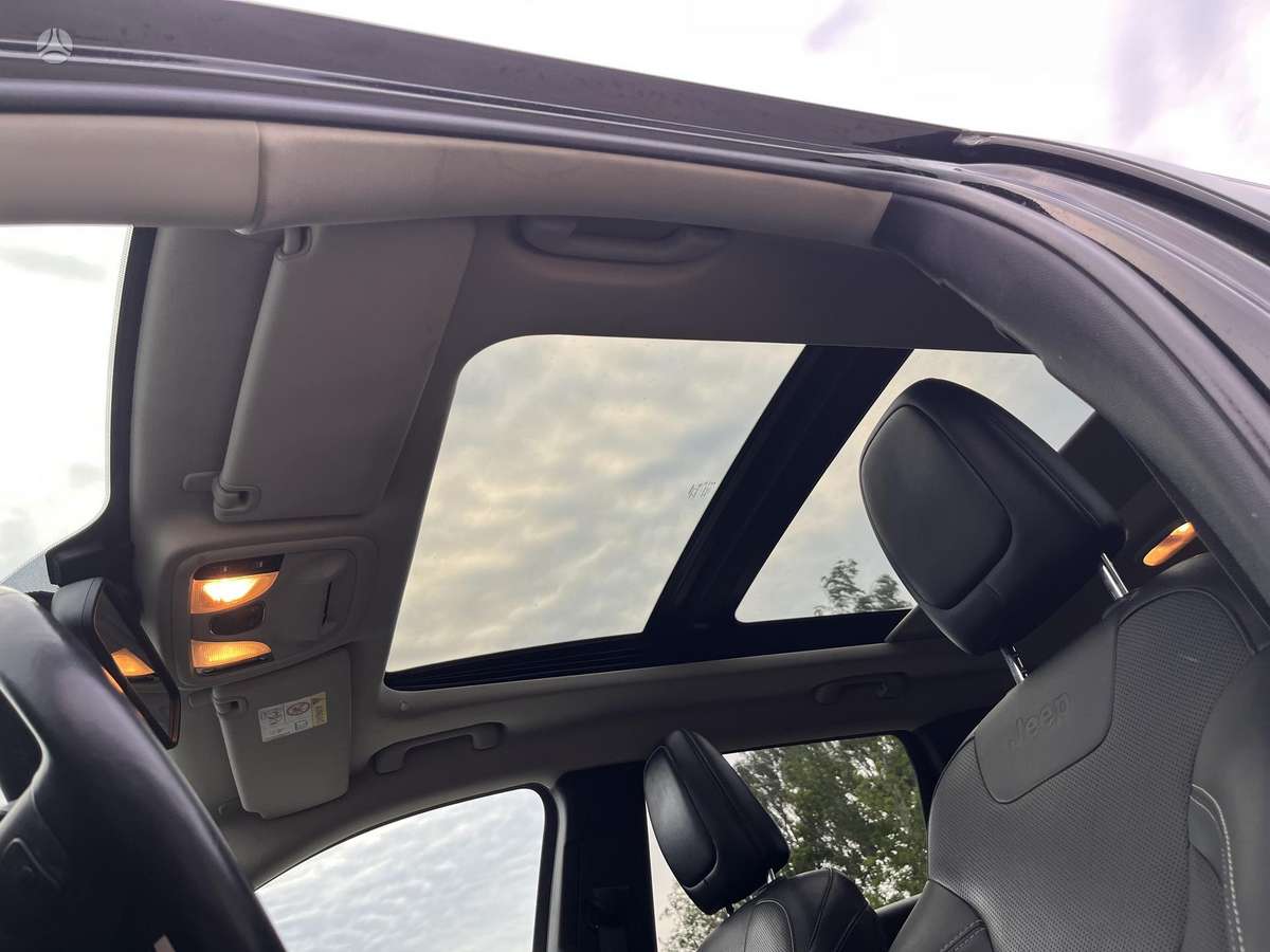 Jeep Cherokee 2014 — photo 14