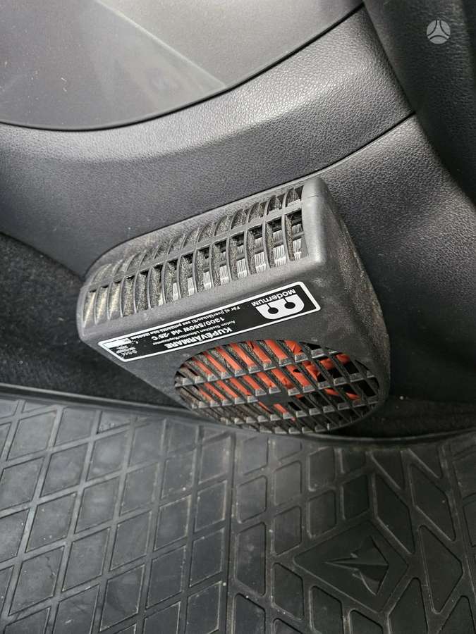 Nissan Juke 2011 — photo 9