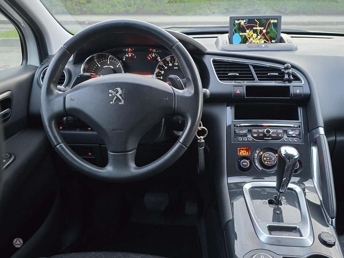 Peugeot 3008 2015 — photo 21