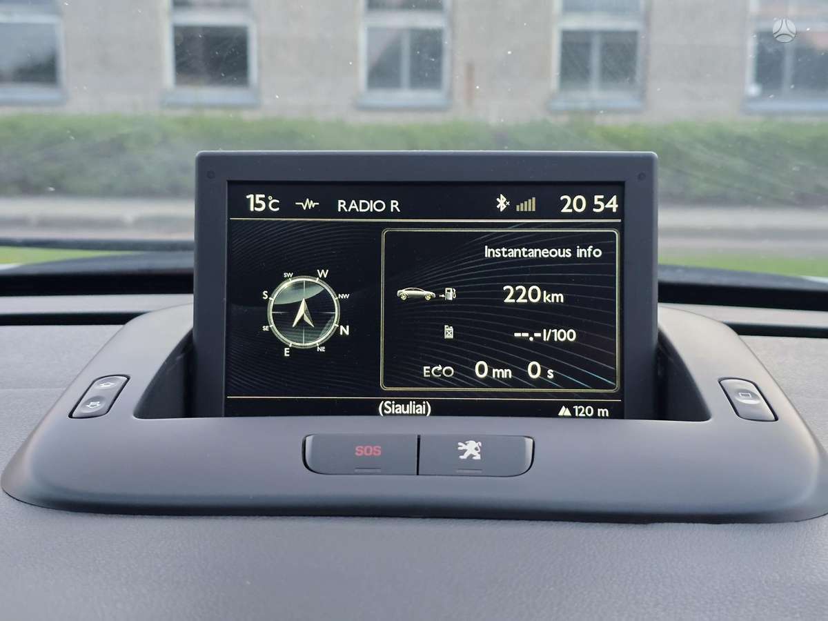 Peugeot 3008 2015 — photo 24