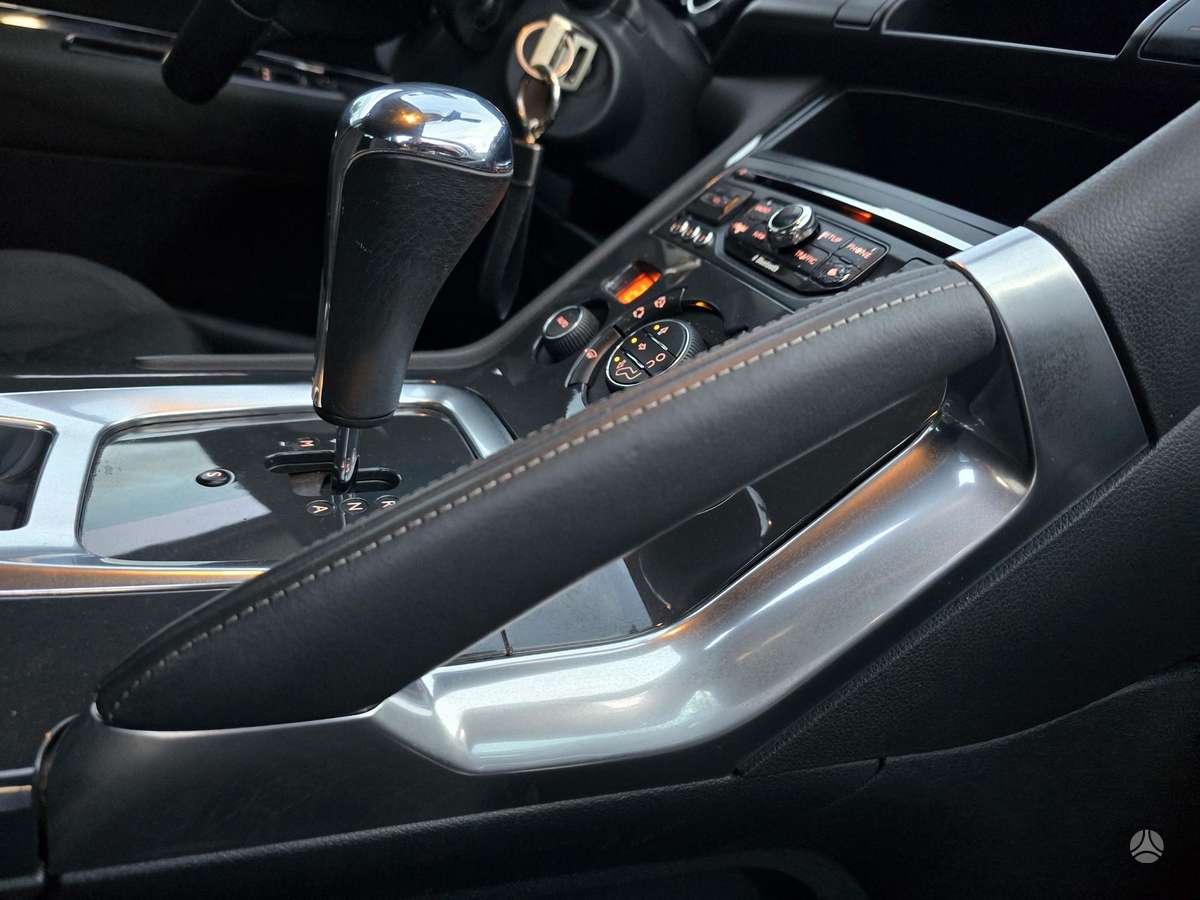 Peugeot 3008 2015 — photo 28
