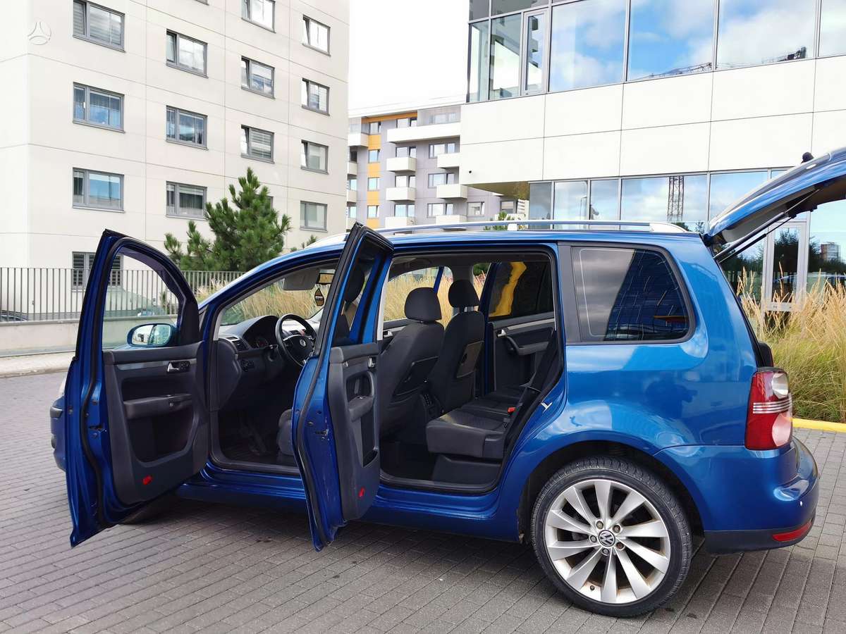Volkswagen Touran 2008 — photo 10